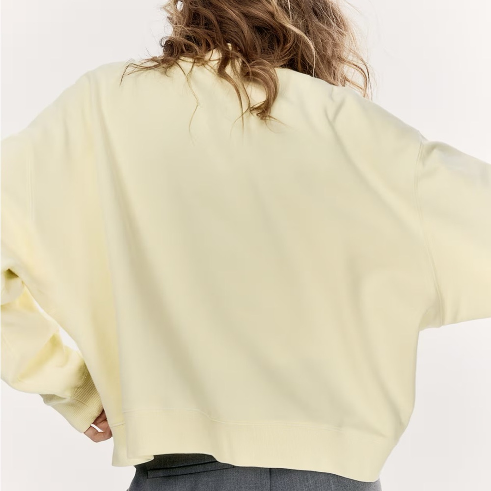 H&M Sweatshirt - Picture 3 of 7